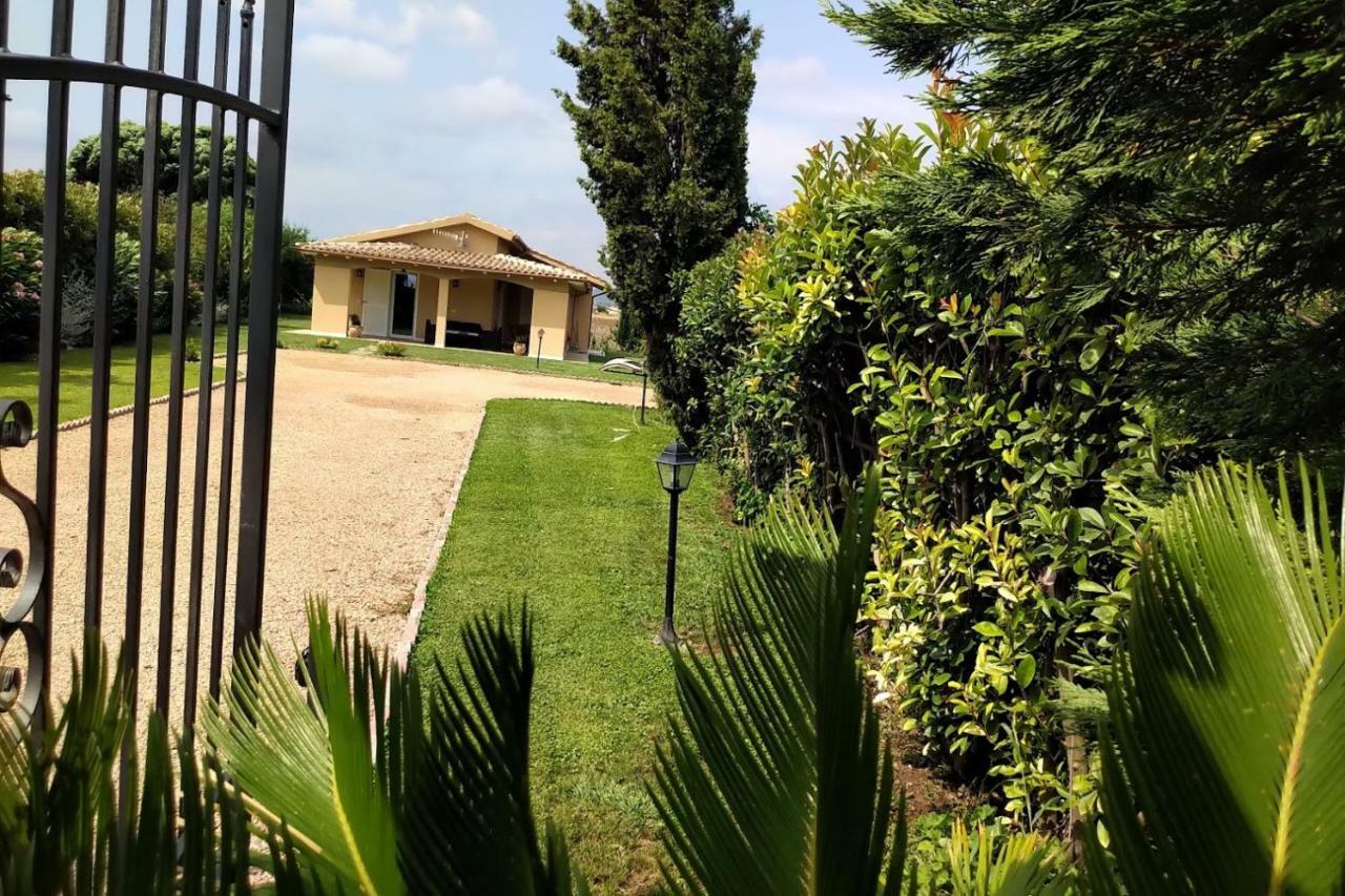 Oca Bianca Villa Pescia Romana Exterior foto